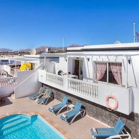 Puerto Del Carmen Sleeps 7 Pool Wifi