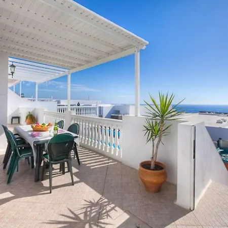 Puerto Del Carmen Sleeps 7 Pool Wifi