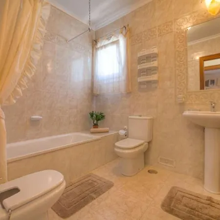 Willa Puerto Del Carmen Sleeps 7 Pool Wifi Puerto del Carmen (Lanzarote)